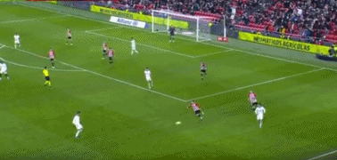 乌龙！官方活动图提前官宣WBG.Jiejie和NIP.Care